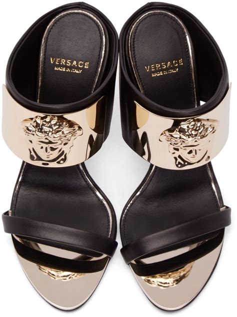 scarpe medusa versace|versace medusa detail round heels.